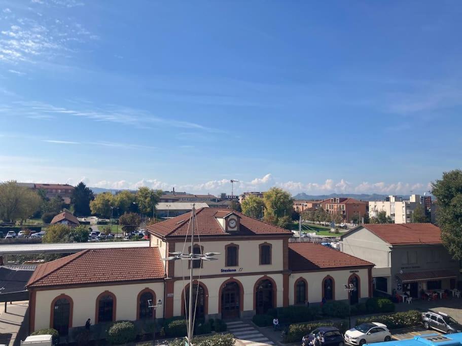 Appartamento Borgo Rane Alba  Exterior foto